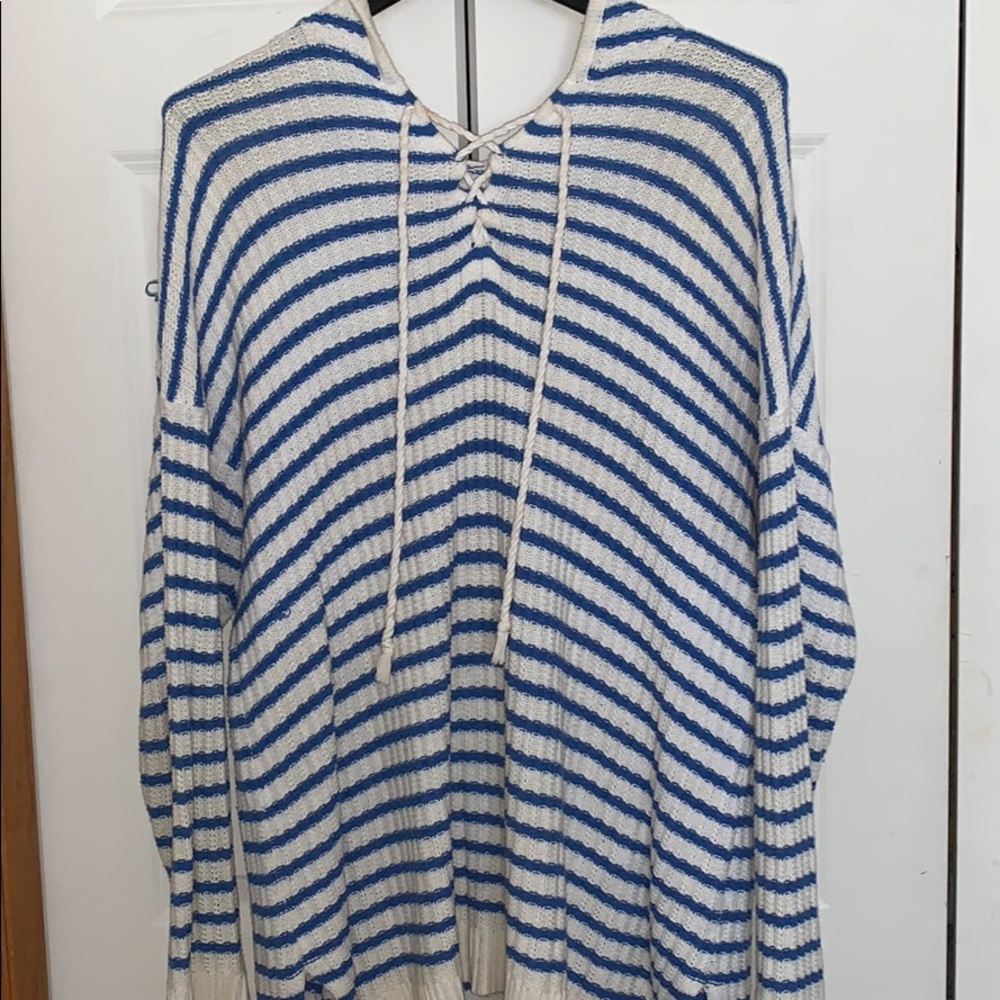 Woman’s Oversized Hooded Sweatshirt